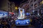 Los Reyes Magos reparten ilusión en la cabalgata de Pamplona