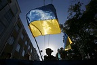 Russian peace march draws tens of thousands in support of Ukraine - The ...