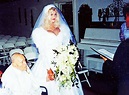 Anna Nicole Smith marries somewhat older billionaire : r/pics