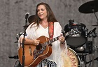 Carlene Carter Is Johnny Cash's Stepdaughter and a Gifted Singer ...