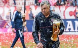 Carlo Ancelotti drenched in beer as Bayern Munich celebrate fifth ...