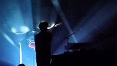 Patrick Watson - Turn Into the Noise - Cirque Royal 17 05 2015 - YouTube