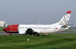 File:Norwegian air shuttle b737-300 ln-kko arp.jpg - Wikipedia