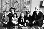 Margaret Truman Daniel Poses with Her Family for a Christmas Portrait ...