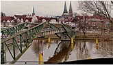 Lübeck - Rückansicht - Blick über den Elbe-Lübeck-Kanal Foto & Bild ...