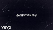 Astronomy - Conan Gray 「LETRA」 - Traducción al Español