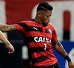 Marinho se despede do Vitória e anuncia que vai jogar no exterior | Folha Vitória