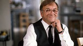 'Allo 'Allo star Sam Kelly dies at 70 - BBC News