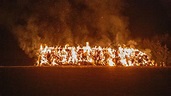 Brandstiftung? 200 Strohballen in Flammen – Sabotage bei Landwirt im ...