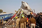 India Train Derailment Kills More Than 100 Near Kanpur, Uttar Pradesh ...