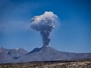 El Volcán Sabancaya en Actividad Constante - Huillca Expedition