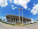 Estadio Filipino Se Aleja Con Cielo Azul Foto de archivo - Imagen de ...