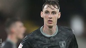 Ciaran Brennan: Sheffield Wednesday defender signs new deal - BBC Sport