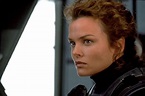 Foto de Dina Meyer en la película Starship Troopers (Las brigadas del ...