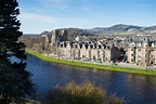 Cidade de inverness, escócia, uma das cidades mais bonitas do reino ...