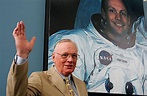 Muere Neil Armstrong, el primer hombre en pisar la Luna