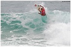 Kelly Slater beim Quiksilver Pro Gold Coast • SUPERFLAVOR SURF MAGAZINE