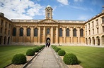A Regal Welcome: The Doors Open for Our Students at Queen’s College, Oxford