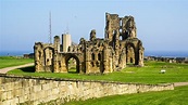 Tynemouth Priory and Castle - Empnefsys & Travel