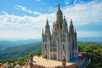 Discover the Must-See Places in Beautiful Barcelona, Spain