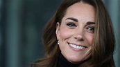 Kate Middleton wears her quirkiest outfit yet as she makes surprise new ...