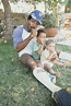 Photos and Pictures - Carl Weathers 1979 with Sons Matthew Jason R2927b ...