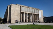 National Museum, Main Building | Kraków Sightseeing | Krakow