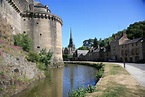 Chateau Beaumont - School Trips to France