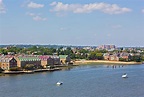 Einen Panoramablick Auf Die Altstadt Von Alexandria Aus Den Potomac ...