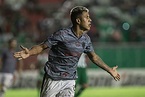 Matheus Martins marca três gols em sua estreia como titular: "Muito feliz"