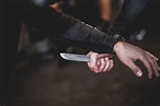 The bare-handed defense against the knife - Fighting Tips - Street ...