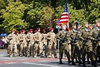 US Soldiers march with allies during Polish Armed Forces Day | Article ...