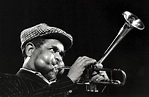 20 Photos Showing The Amazing Stretched Cheeks Of Legendary Jazz Player ...