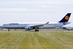 File:Lufthansa Airbus A330-300 YUL 2009.jpg - Wikimedia Commons