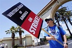 Hollywood Writers Strike Wrapping up 4th Week; Union Rally Held ...