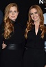 Amy Adams & Isla Fisher | セレブ, 美しいセレブ, ヘアアレンジ