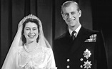 La reina Isabel y el príncipe Felipe celebraron 74 años de casados ...