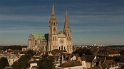 Catedral de Chartres - França - InfoEscola