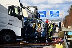 Unfall auf A5 bei Heidelberg: Lkw rast in zwei Pkw – mehrere Tote | NZ