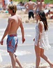 Blog de la Tele: Lucy Hale y su novio Graham Rogers en la playa