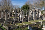 Los «Siete Magníficos» cementerios de Londres que debes visitar