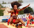 DyeStat.com - News - Spain's Maria Vicente Comes Through in Clutch ...