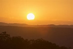 How location of sunrise and sunset changes throughout the year – Monash ...