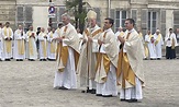 Ordinations à Versailles - Riposte-catholique