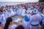 Festa de Iemanjá atrai multidão em Arraial d`Ajuda - Jojô Notícias