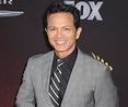 Benjamin Bratt Biography - Facts, Childhood, Family Life & Achievements ...