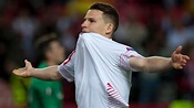 Kevin Gameiro celebrates after scoring the winning penalty kick for ...