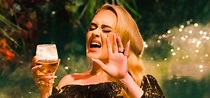 Adele finalmente estrena el video musical 'I Drink Wine'