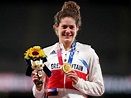 Kate French dominates field to win modern pentathlon gold at Tokyo ...