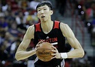 Zhou Qi makes early impression with Rockets